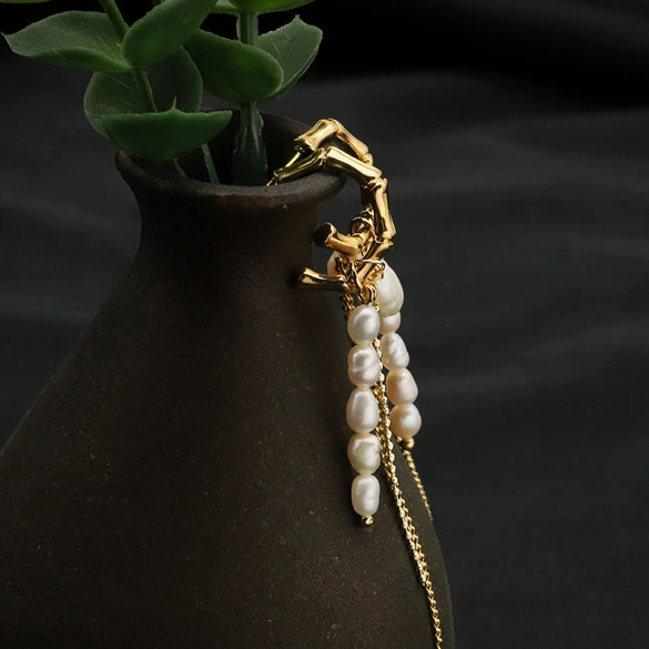Wholesale Women's Natural Pearl Retro Tassel Earrings With Geometric Design And Real Gold Electroplating