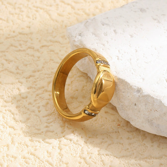 Wholesale Women's Niche Design Geometric Stainless Steel 18K Goldplated Oval Raised Diamond Ring Jewelry Accessories