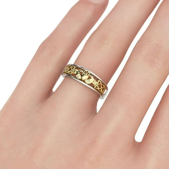 Wholesale Women's Niche Geometric Heart Crown Copper Ring With Electroplating Jewelry
