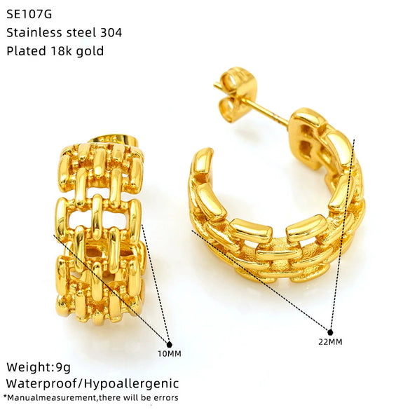 Wholesale Women's Niche Geometric Hollow Cshaped Goldplated Titanium Steel Earrings