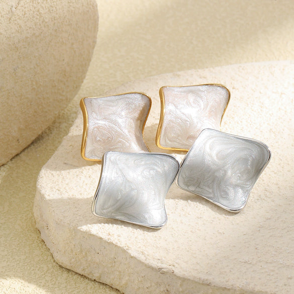 Wholesale Women's Niche Style Geometric Flower Stainless Steel Electroplated Stud Earrings