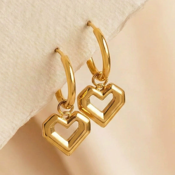 Wholesale Women's Niche Style Geometric Heartshaped Stainless Steel 18K Gold Plated Earrings