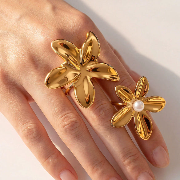 Wholesale Women's Niche Style Stainless Steel Flower Electroplated Ring Jewelry
