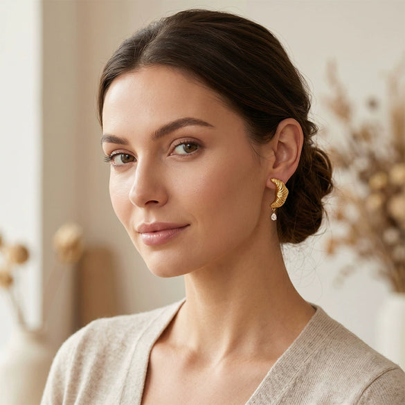 Wholesale Women's Niche Style Stainless Steel Pvd Furnace Vacuum Real Gold Plated Heart Moon Drop Shaped Zircon Earrings