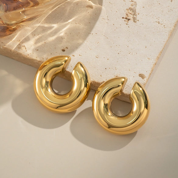 Wholesale Women's Non Pierced Ear Bone Clip C Shaped Glossy Thick Round Tube Ear Clip In Stainless Steel With Electroplating Geometric Style