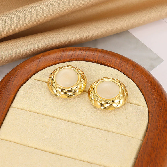 Wholesale Women's Nonfading Titanium Steel Geometric Palace Style Electroplated Earrings