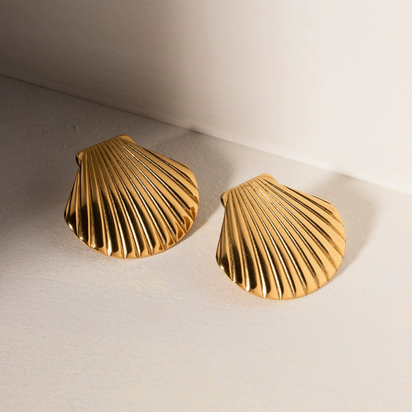 Wholesale Women's Ocean Series Exaggerated Niche Geometric Titanium Steel Electroplated Earrings Allmatch Nonfading Natural Style