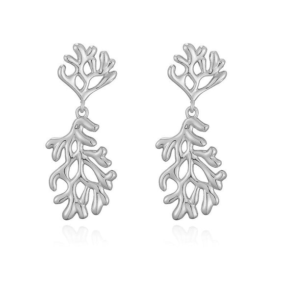 Wholesale Women's Ocean Style Copper Earrings With Animal Zodiac Pattern And Electroplating Design