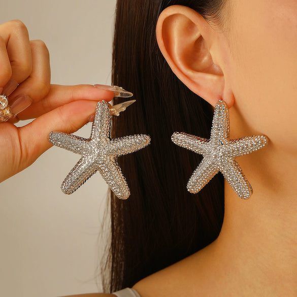 Wholesale Women's Ocean Vacation Style Exaggerated Starfish Earrings In Alloy With Electroplating
