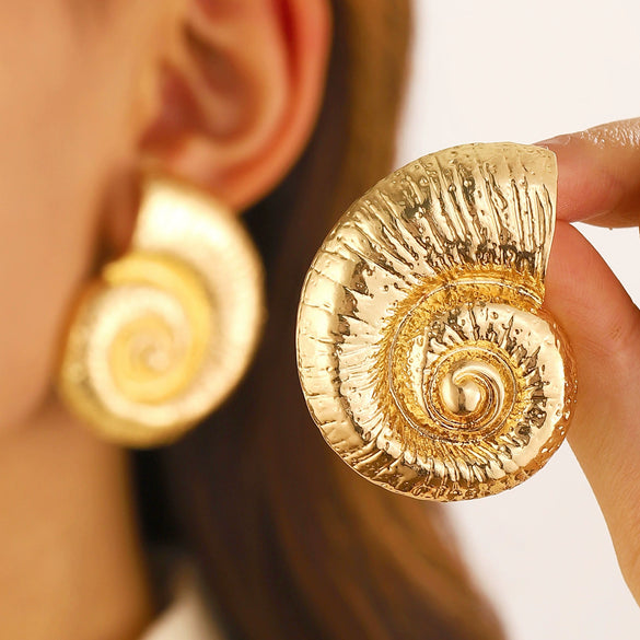 Wholesale Women's Ocean Vacation Style Exaggerated Starfish Earrings In Alloy With Electroplating