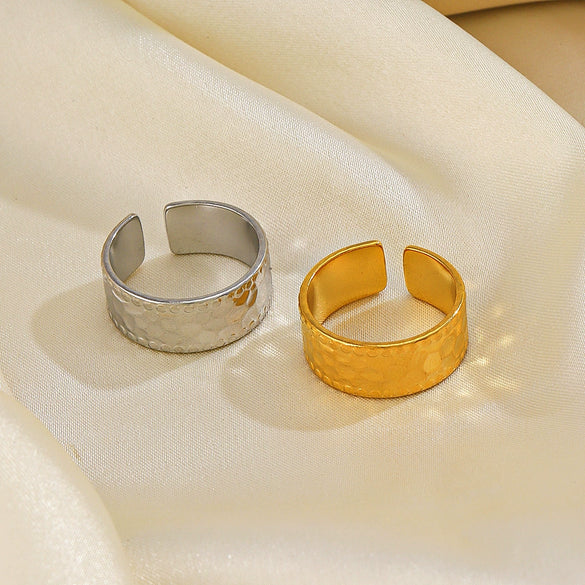 Wholesale Women's Open Adjustable Wide Stainless Steel Geometric Retro Ethnic Oil Pressure Nonfading Electroplated Ring