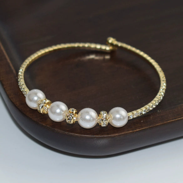 Wholesale Women's Open Crystal Pearl Bracelet In Original Design Mixed Alloy With Rhinestone And Electroplating