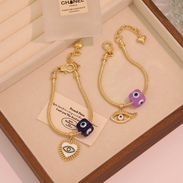 Wholesale Women's Original Design Eye And Bee Pendant Bracelet Made Of Environmentally Friendly Copper With Real Gold Plating