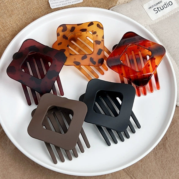 Wholesale Women's Pc Duckbill Clip Hair Accessories Simple Geometric Baking Paint Style