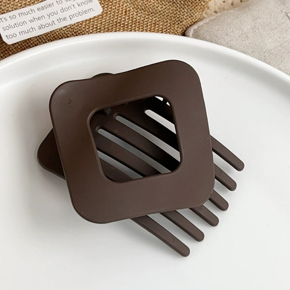 Wholesale Women's Pc Duckbill Clip Hair Accessories Simple Geometric Baking Paint Style