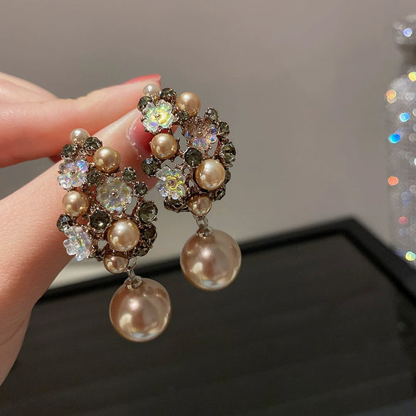 Wholesale Women's Pearl And Zircon Earrings High Sense Geometric Retro Light Luxury Electroplated
