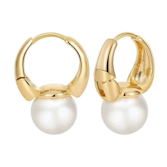 Wholesale Women's Pearl Earrings With Geometric Design And Electroplating Treatment French Retro Simple Style