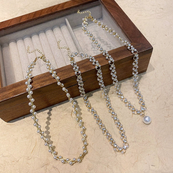 Wholesale Women's Pearl Necklace Copper Material Geometric Style Electroplating Accessories