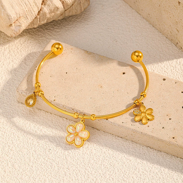 Wholesale Women's Personality Geometric Stainless Steel Electroplated Bracelet Jewelry