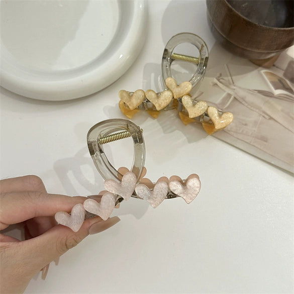 Wholesale Women's Plastic And Resin Handmade Heart Hair Clips Hair Accessories