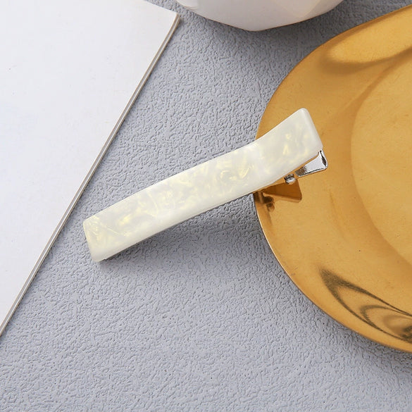 Wholesale Women's Plastic And Resin Square Duck Bill Clip Hairpin In Minimalist Style With Manual Design