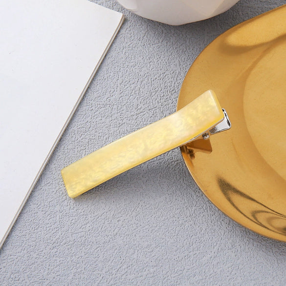 Wholesale Women's Plastic And Resin Square Duck Bill Clip Hairpin In Minimalist Style With Manual Design