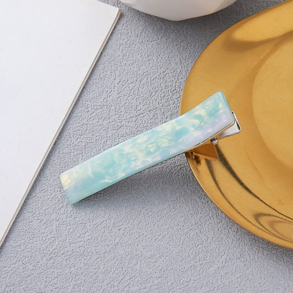 Wholesale Women's Plastic And Resin Square Duck Bill Clip Hairpin In Minimalist Style With Manual Design