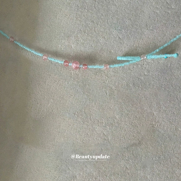 Wholesale Women's Plastic Resin Bow Shaped Handmade Clavicle Necklace