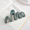 Wholesale Women's Plastic Resin Geometric Handmade Hair Grab Clips