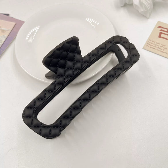 Wholesale Women's Plastic Resin Handmade Simple Geometric Shark Clip Hair Accessory