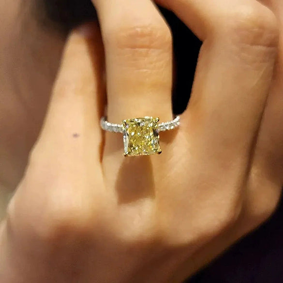 Wholesale Women's Princess Style Geometric Copper Ring Jewelry With Zircon