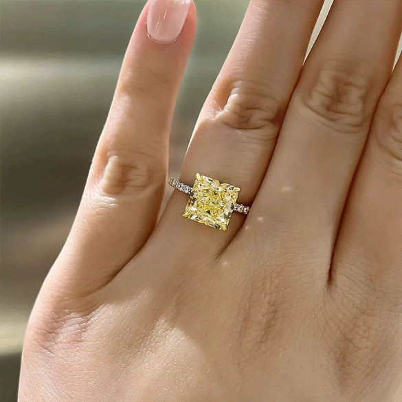 Wholesale Women's Princess Style Geometric Copper Ring Jewelry With Zircon