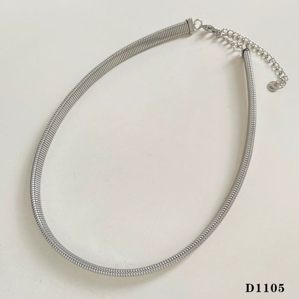Wholesale Women's Punk Style Simple Striped Stainless Steel Clavicle Bracelet And Neck Chain Jewelry With Electroplating