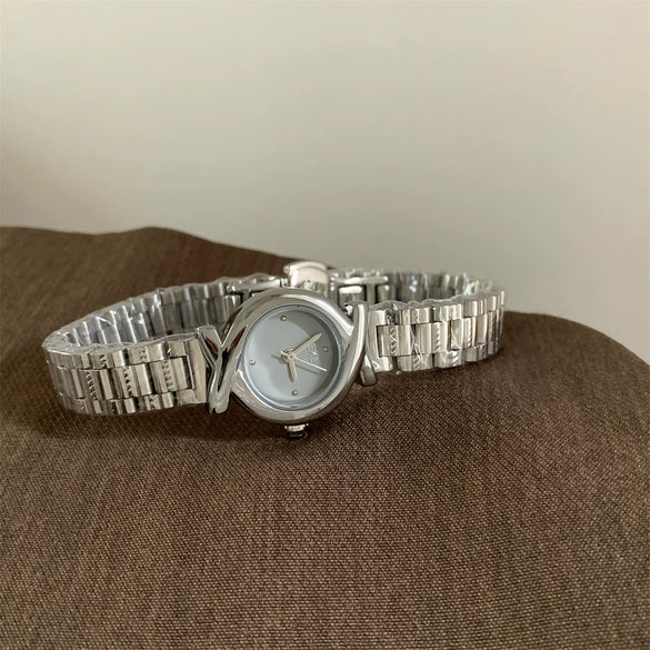 Wholesale Women's Quartz Wristwatch With Flower Shaped Dial Stainless Steel Band Alloy Case Medieval Style