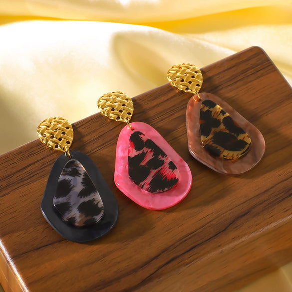 Wholesale Women's Resin Geometric Water Drop Pendant Leopard Earrings In Stainless Steel With 18K Vacuum Plating In Furnace