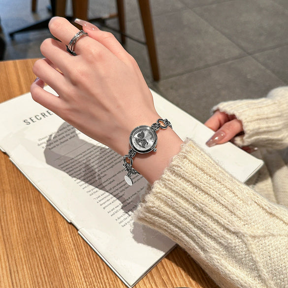 Wholesale Women's Retro Casual Alloy Watch With Mineral Reinforced Glass Mirror And Round Dial