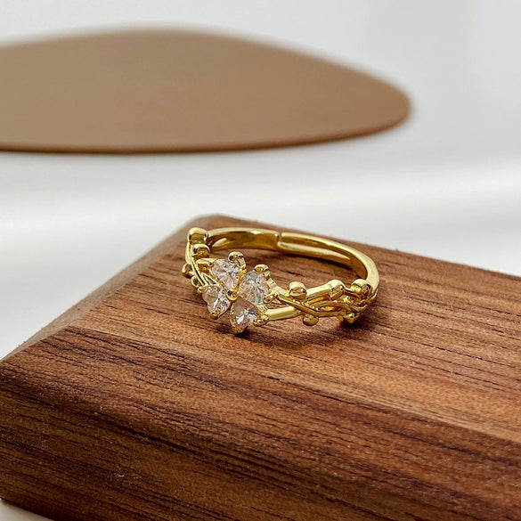 Wholesale Women's Retro Copper Ring With Microinlaid Zircon And Fourleaf Clover Flower Design