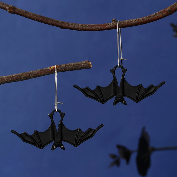 Wholesale Women's Retro Creative Gothic Style Alloy Bat Pendant Earrings With Animal Pattern And Electroplating Process