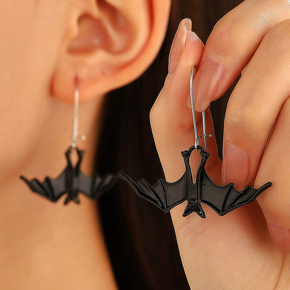 Wholesale Women's Retro Creative Gothic Style Alloy Bat Pendant Earrings With Animal Pattern And Electroplating Process