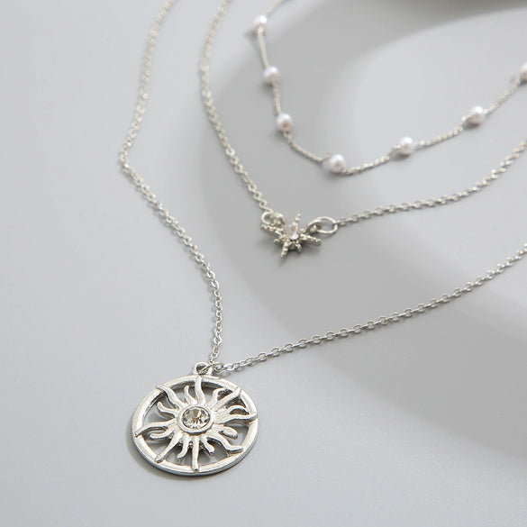Wholesale Women's Retro Creative Simple Multilayer Clavicle Chain With Sun Pendant Alloy Material Geometric Pattern Electroplating Treatment