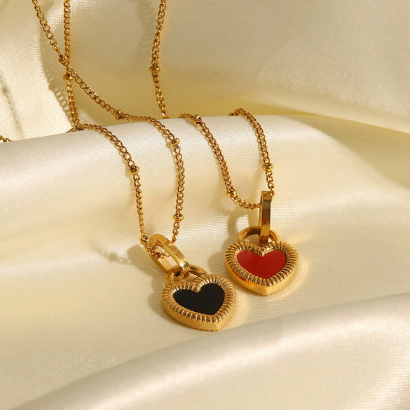 Wholesale Women's Retro Doublesided Love Necklace In Stainless Steel With Geometric Design And Electroplating