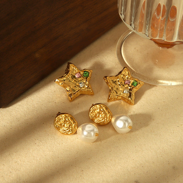 Wholesale Women's Retro Elegant Stainless Steel 18K Goldplated Fivepointed Star Geometric Earrings