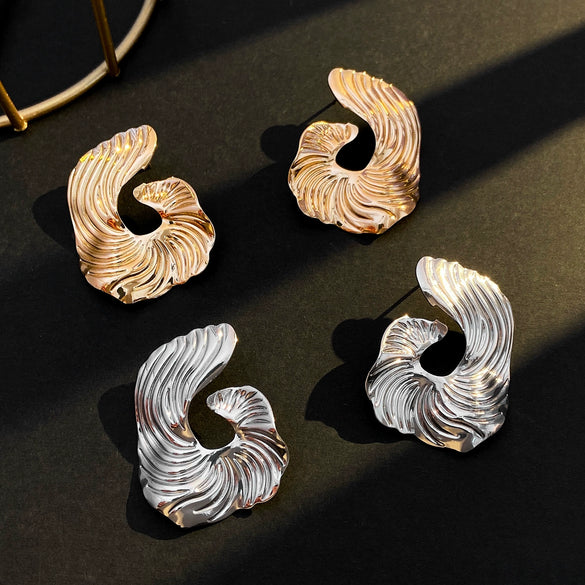 Wholesale Women's Retro Exaggerated Alloy Fan Shaped Irregular Earrings With Geometric Design And Electroplating