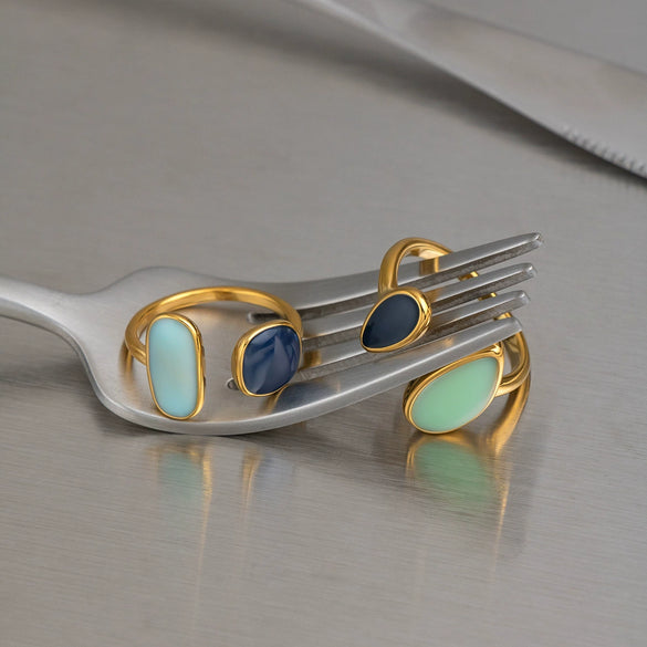 Wholesale Women's Retro Geometric Dropshaped Stainless Steel Ring With Vacuum Real Gold Plating