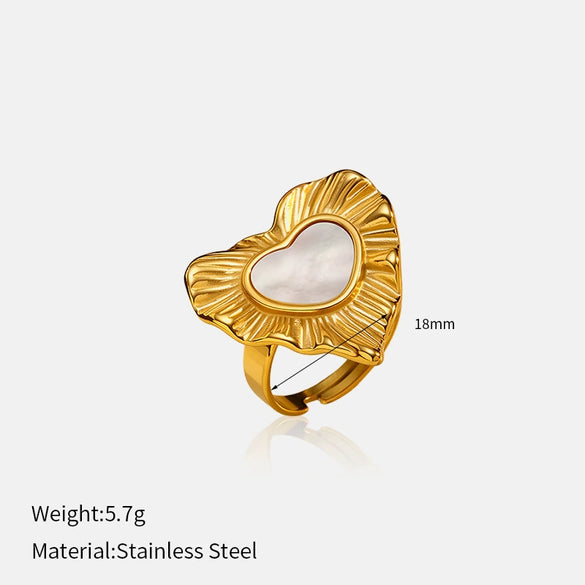 Wholesale Women's Retro Geometric Heart Shape Stainless Steel Electroplated Ring