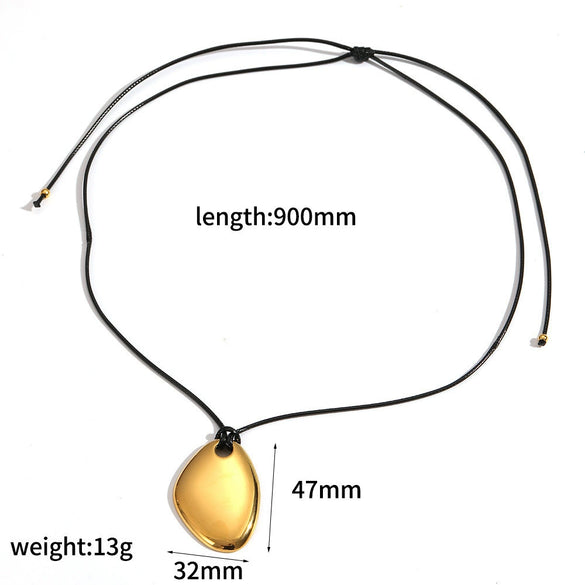 Wholesale Women's Retro Geometric Heartshaped Stainless Steel Wax Rope Chain Pvd Furnace Vacuum Real Gold Plated Pendant Necklace