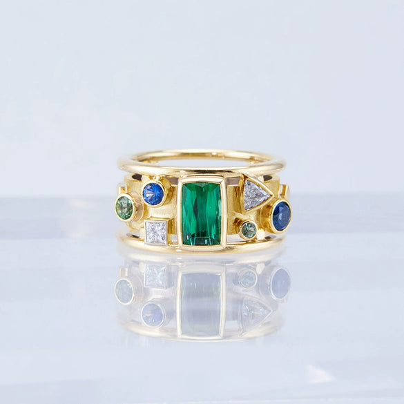 Wholesale Women's Retro Geometric Pattern Copper Ring Inlaid With Green Zircon