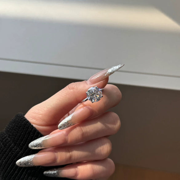 Wholesale Women's Retro Geometric 925 Silver Ring With Fourclaw Inlaid Zircon And Electroplating