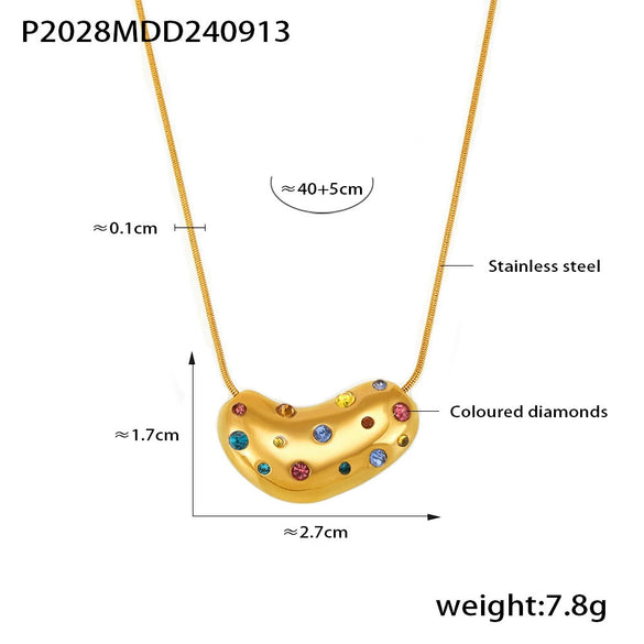 Wholesale Women's Retro Geometric 316L Stainless Steel And Imitation Pearl Clavicle Chain Necklace With Electroplating Treatment And Peach Heart Pendant