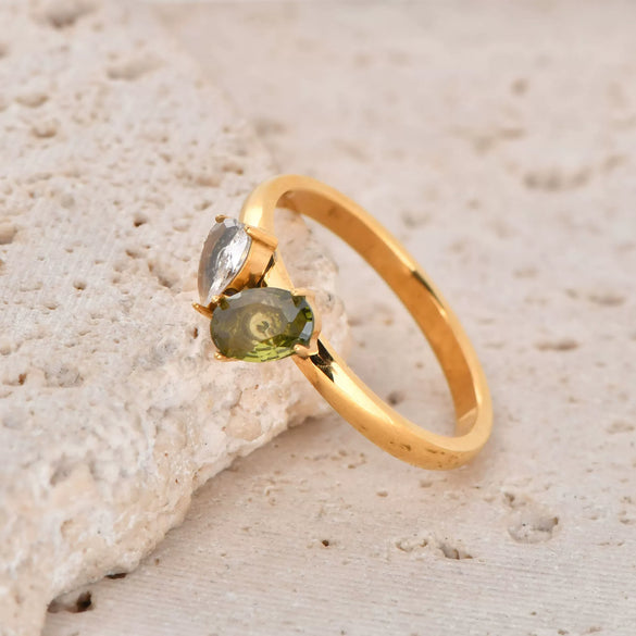 Wholesale Women's Retro Geometric Stainless Steel Ring With Electroplating